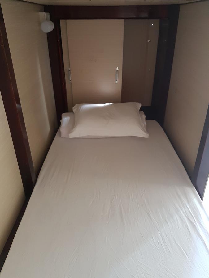 הו צ'י מין סיטי Happy Hostel Vn (Adults Only) מראה חיצוני תמונה